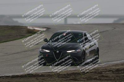 media/Nov-28-2025-Speed SF (Fri) [[b9fcb3577c]]/Green/Session 3 (Outside Grapevine)/